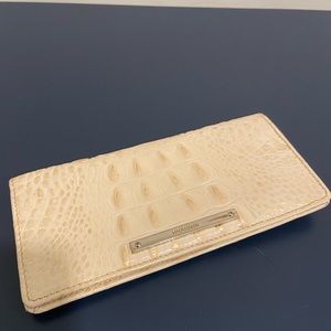 Brahmin Wallet